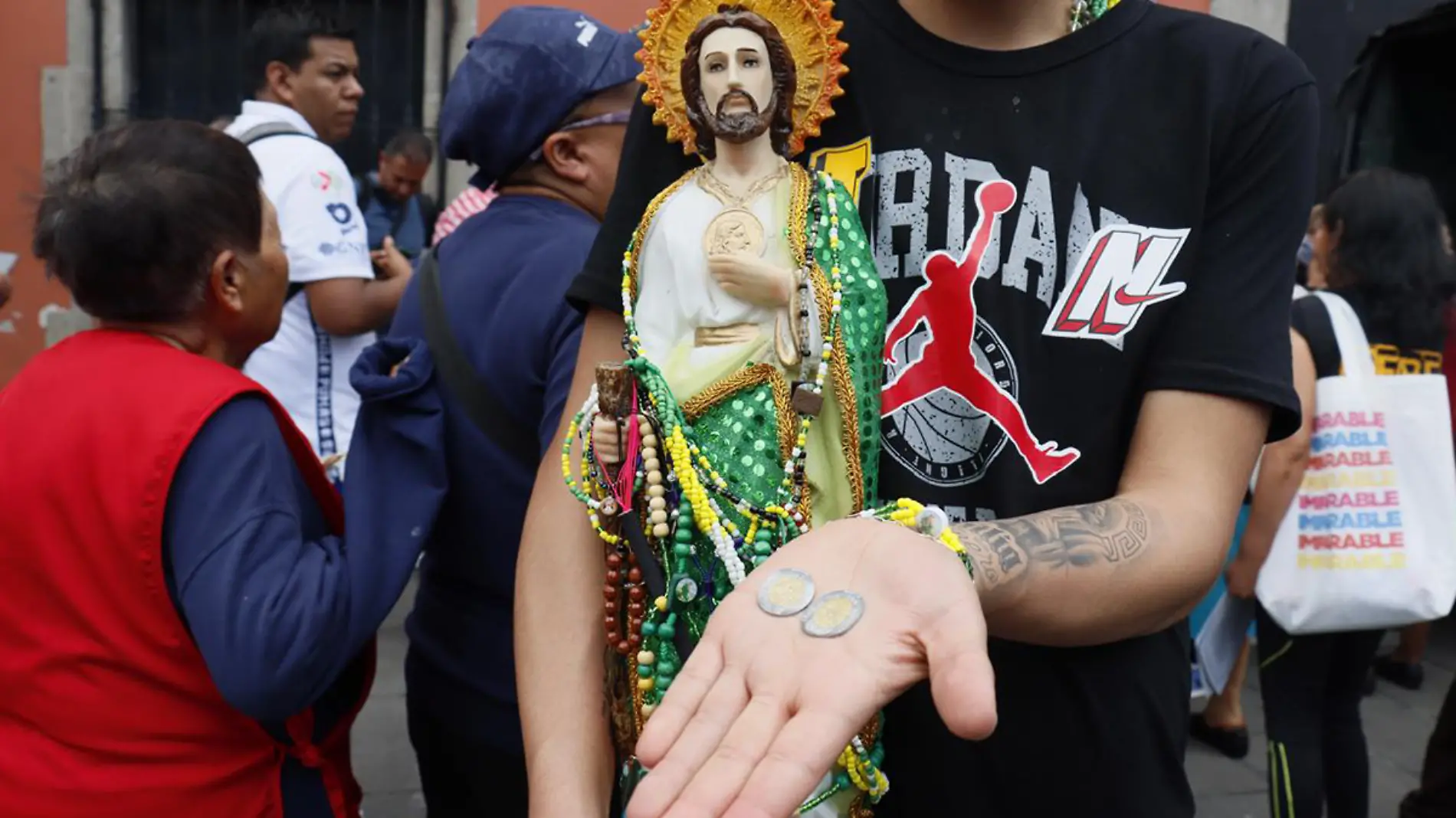 Fervor en la CDMX por Reliquia de San Judas Tadeo